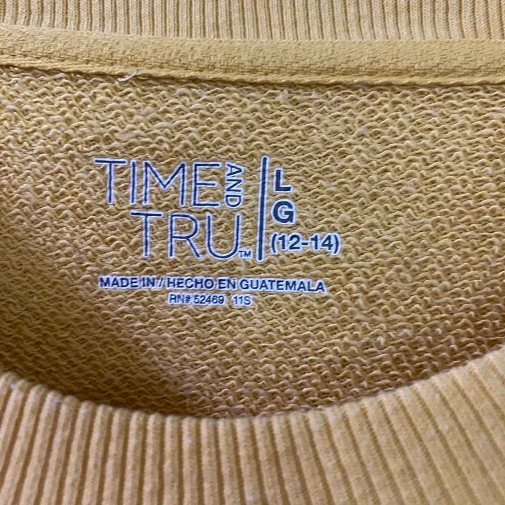 Pullover - Picture 2 of 3
